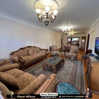 شقه للبيع 204 متر الازاريطة