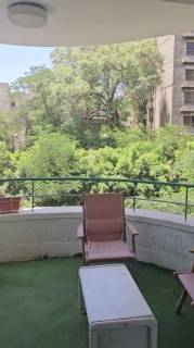 ميزانين بشارع جامعة الدول الرئيسي 300 متر مرخص تجاري