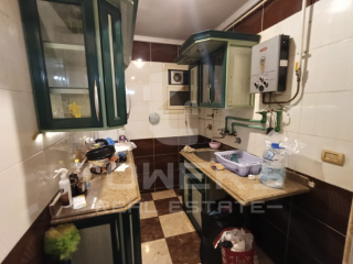 عايز شقة جاهزة في موقع حيوي بالمنتزه دي فرصتك