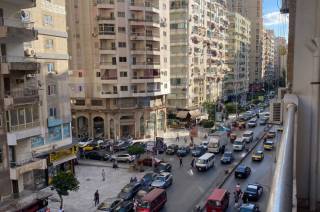 شقه ترى البحر للبيع في العصافره