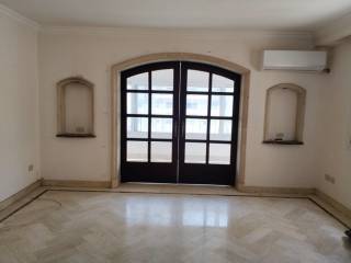 شقة للإيجار بمصر الجديدة 160م تصلح سكنى أو ادارى